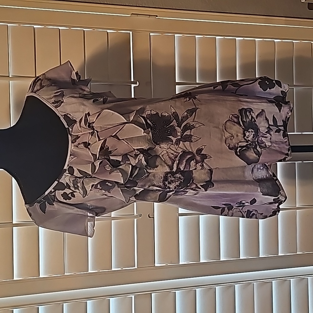 B.L.E.U. Purple Floral Blouse sz L